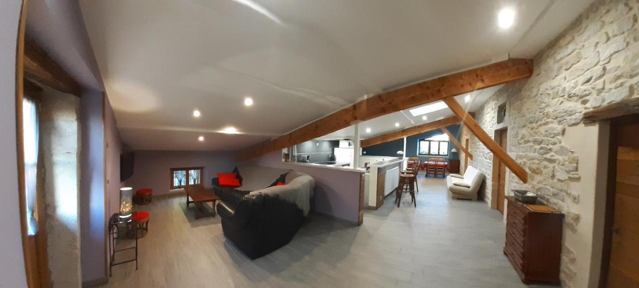 Les Maisons Rouges * Jasseron